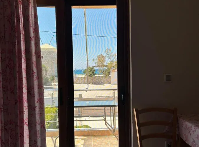 Dimitra Apartment *